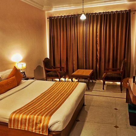 Kailash Parbat Hotel Lonavala Eksteriør bilde