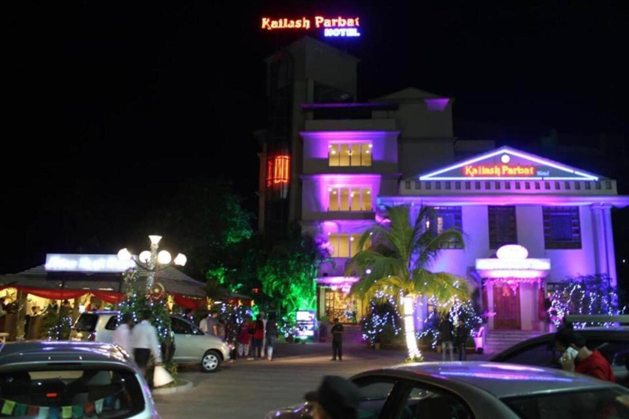 Kailash Parbat Hotel Lonavala Eksteriør bilde